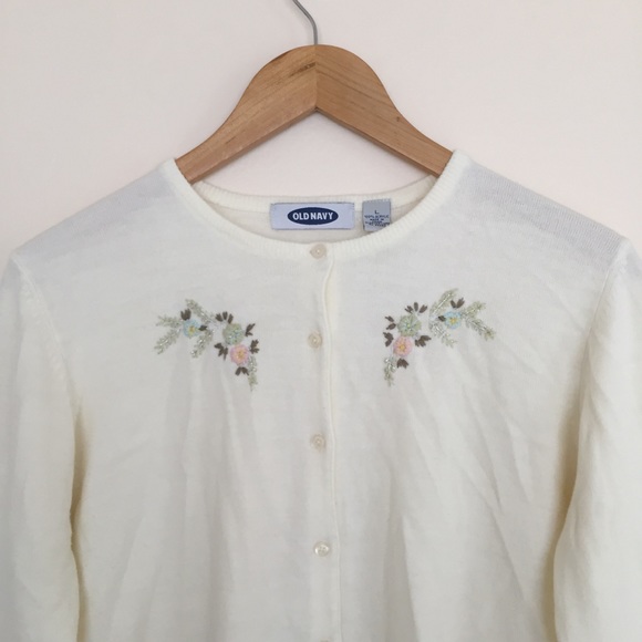 Old Navy Sweaters - 📦SOLD📦 Old Navy ivory cardigan w/flowers